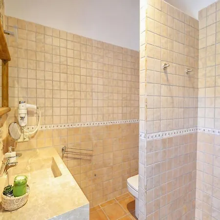 Elegant With Private Pool Dom wakacyjny