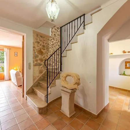 Holiday home Elegant With Private Pool